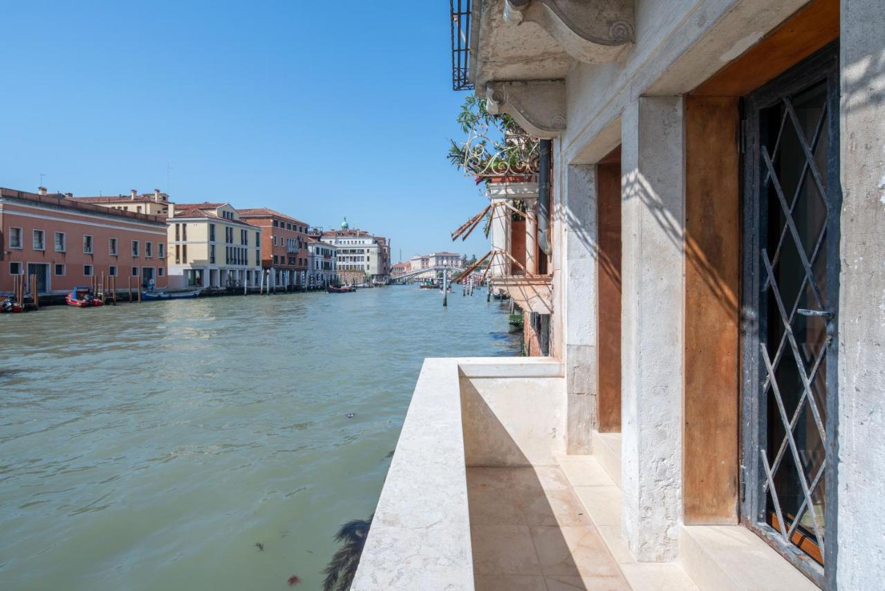 Palace Canal View By Wonderful Italy Venecia Exterior foto