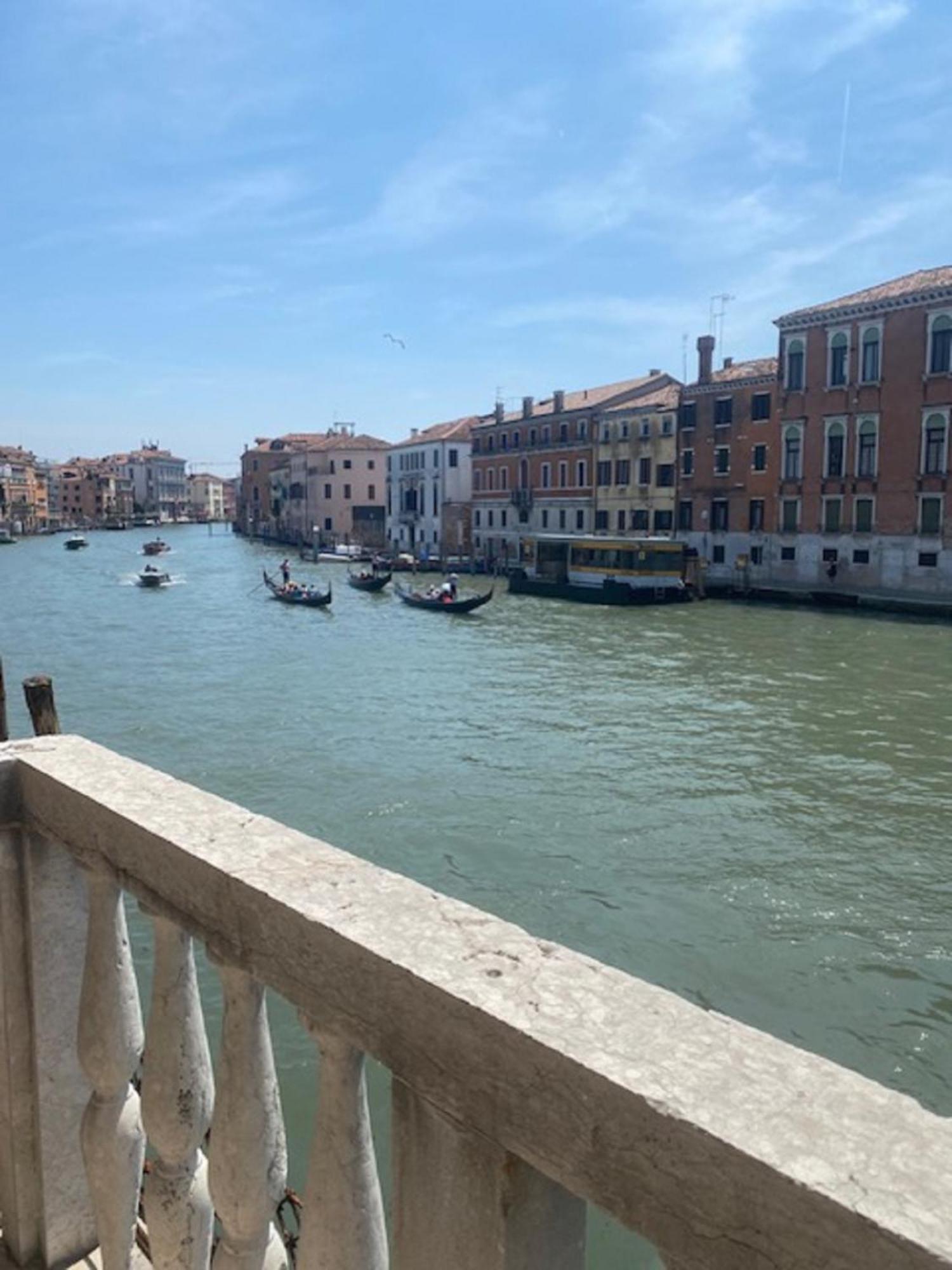Palace Canal View By Wonderful Italy Venecia Exterior foto